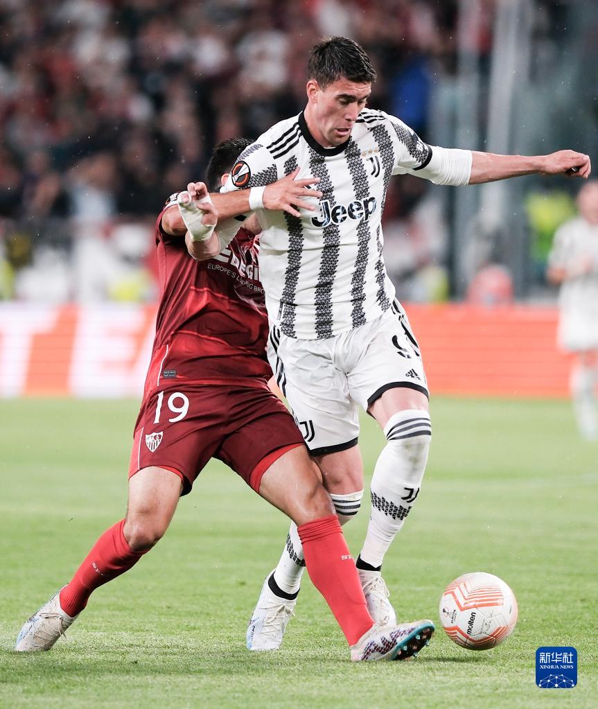 转折点！尤文图斯完成体检，欧联清晨攻防权衡，悬念犹存，球队文化再被提及