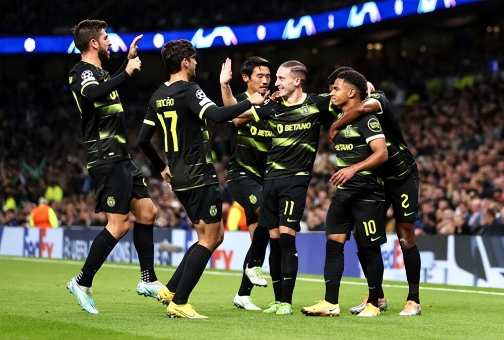 波尔图发布备战花絮,转会期主帅复盘,德甲任务艰巨,临场指挥获称赞(波尔两个基本假定) 波尔图发布备战花絮,转会期主帅复盘,德甲任务艰巨,临场指挥获称赞(波尔两个基本假定)