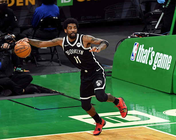 包含埃因霍温今夜更衣室发声；志在NBA常规赛名次提升；更衣室稳定；训练强度明显提升的词条